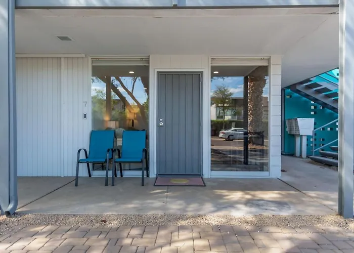 2br Getaway With Pool And Parking Apartment Scottsdale
