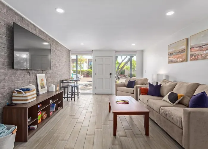 2br Getaway With Pool And Parking * Scottsdale