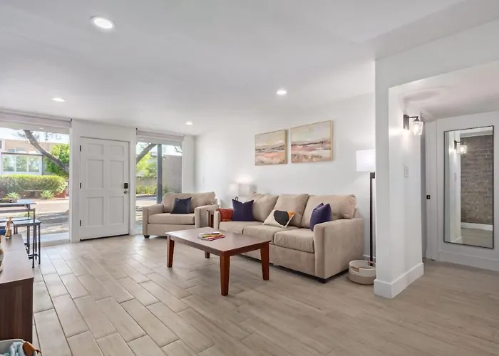 2br Getaway With Pool And Parking Scottsdale