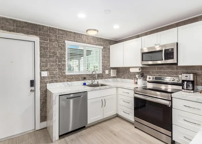 2br Getaway With Pool And Parking Apartment Scottsdale